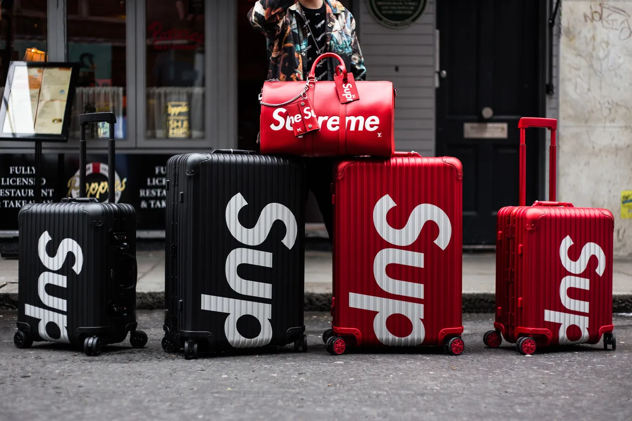 collac rimowa x supreme