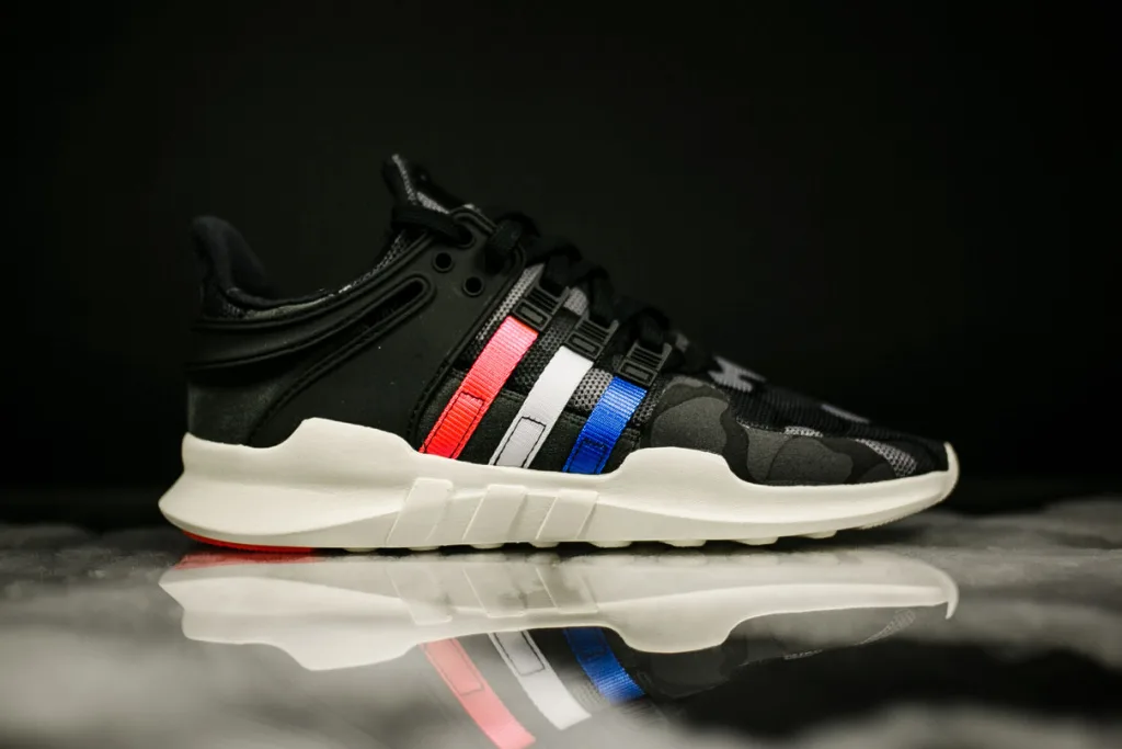 giay the thao adidas eqt - elle man 3