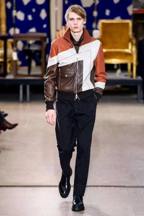 Người đàn ông của Hermes vẫn trung thành với phong cách nam tính, mạnh mẽ. Ảnh: Vogue