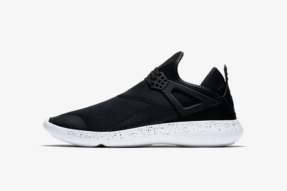 giay sneaker - phong cach thoi trang - elle man 14-Nike Jordan Fly 89