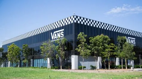 Thương hiệu Vans ELLE Man 16