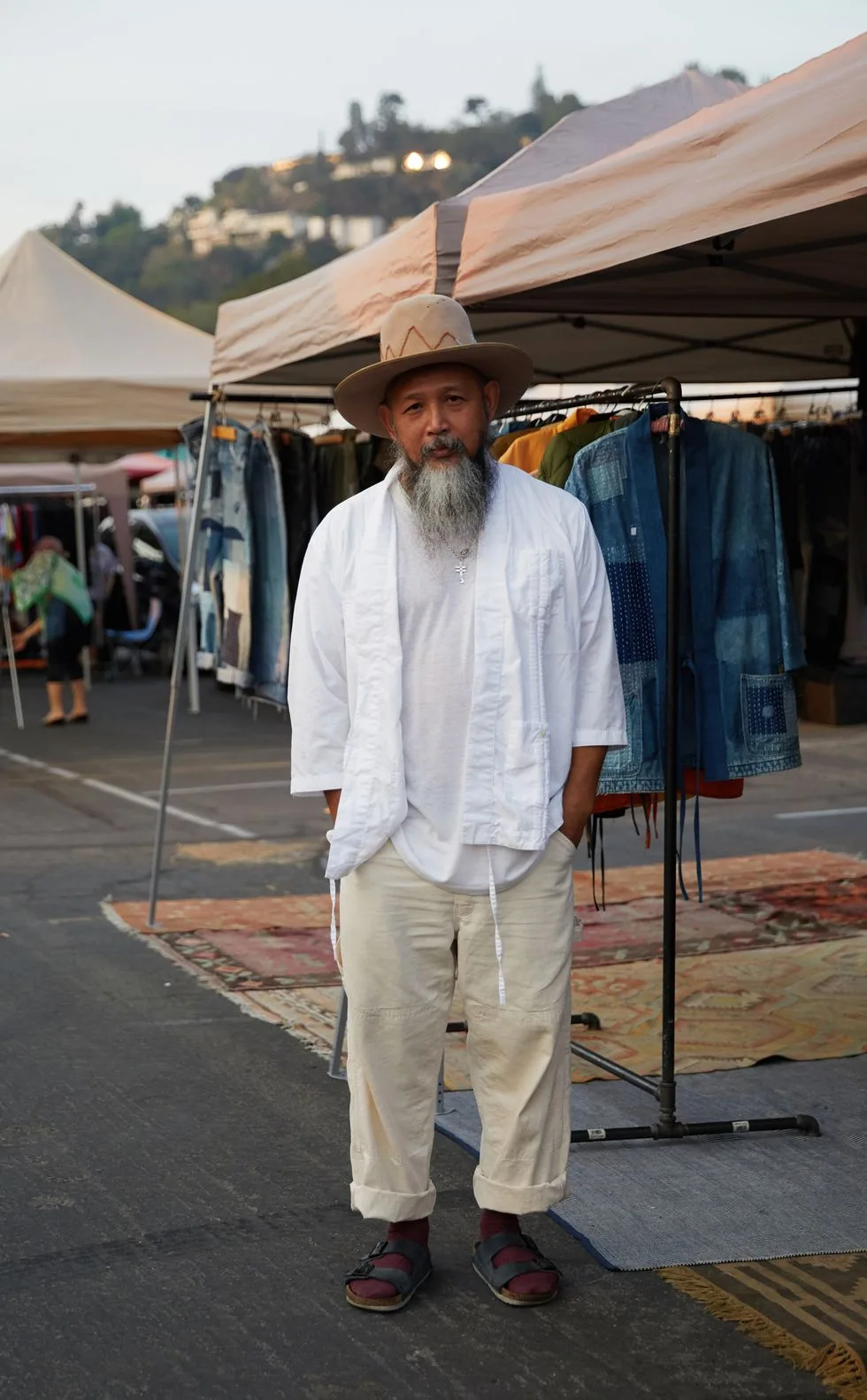 phong cach vintage - Zee Bernardo is the owner of the shop Seulement - elle man