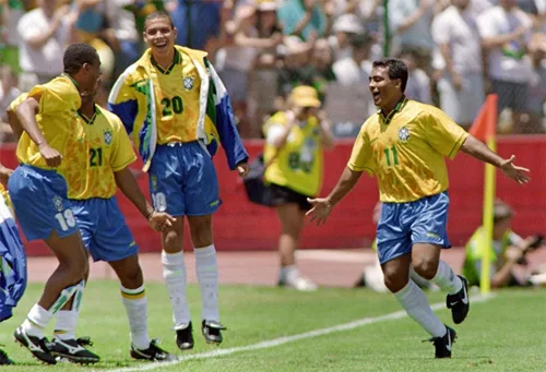 Ronaldo De Lima - ELLE Man-11
