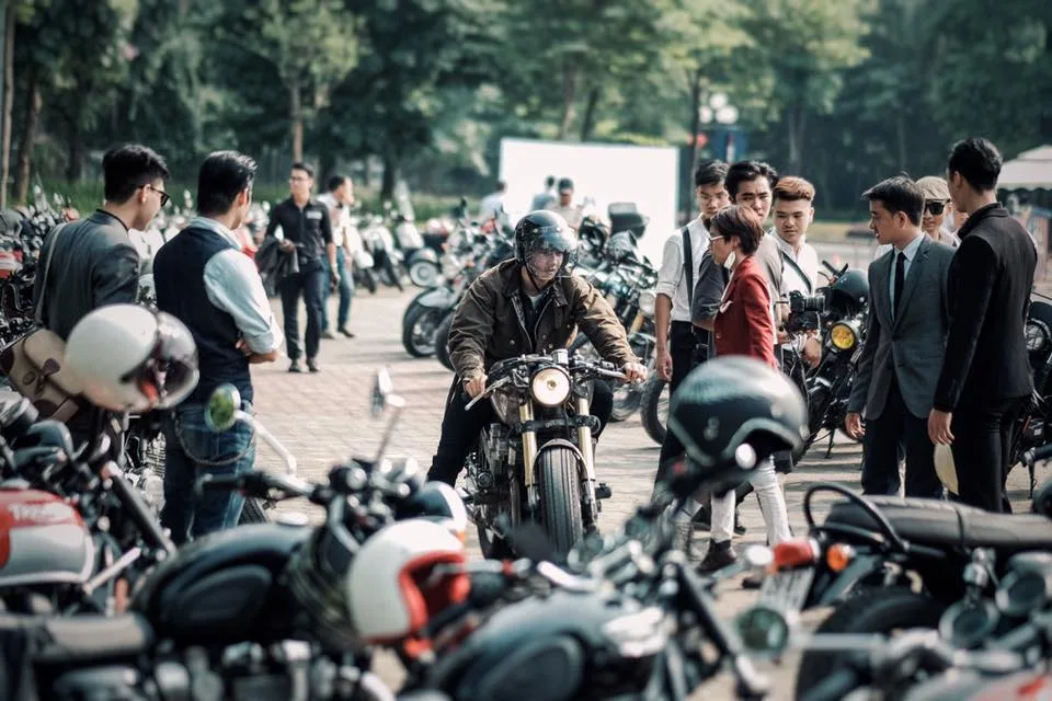 distinguished gentleman's ride - elle man 3