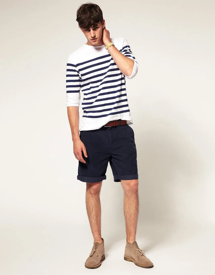 Trẻ trung khi kết hợp với quần short