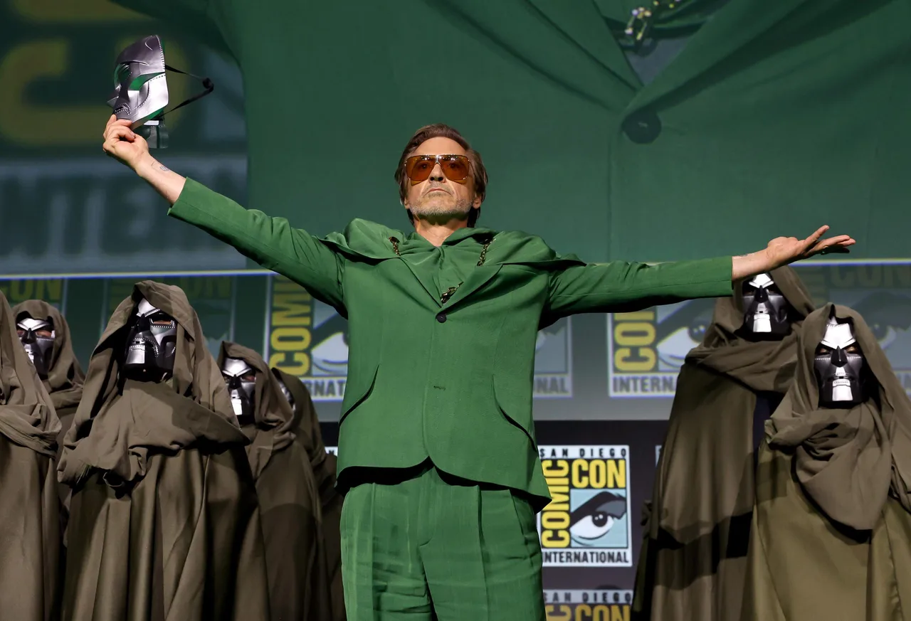 Robert Downey Jr. trở lại Marvel trong vai Doctor Doom.