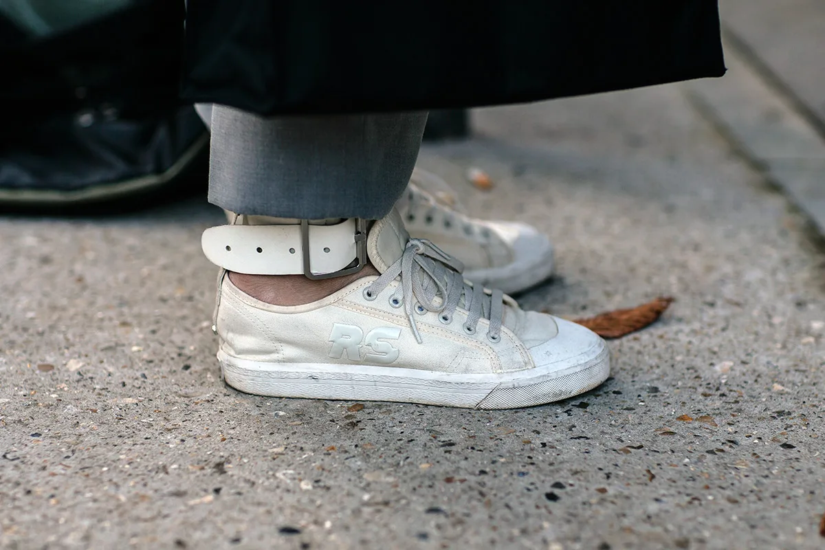 giay the thao - raf simons x adidas originals spirit low - elle man