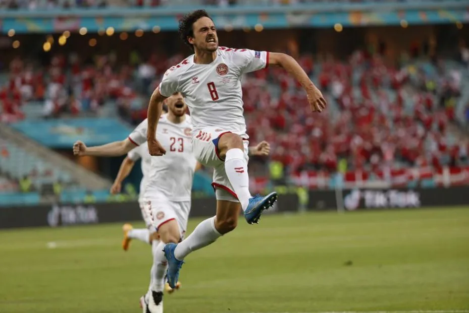 Delaney ăn mừng trận Đan Mạch vs CH Séc euro 2020.