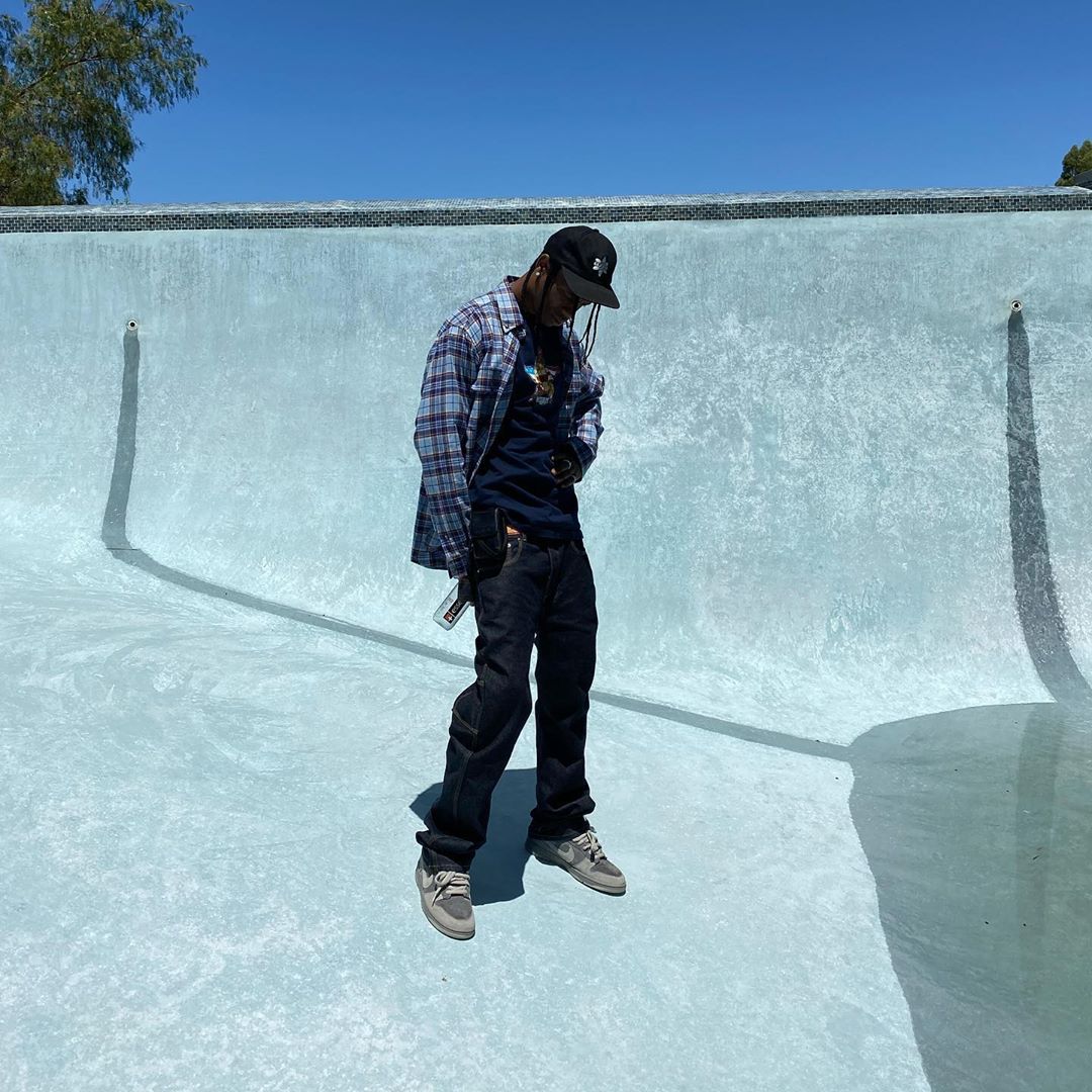 travis scott 260720-sao nam mac dep-elleman-0720