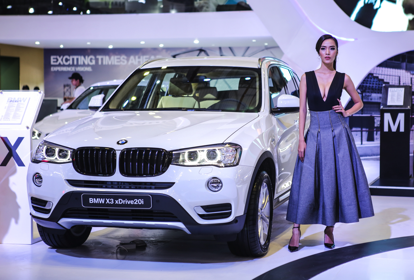 BMW X3.