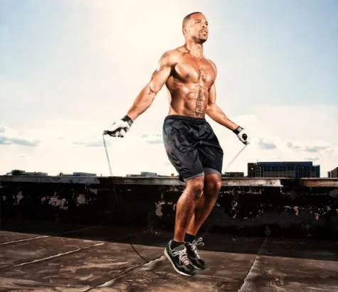 Tốt hơn hết chúng ta nên nhãy dây mỗi ngày. Photo: Menshealth