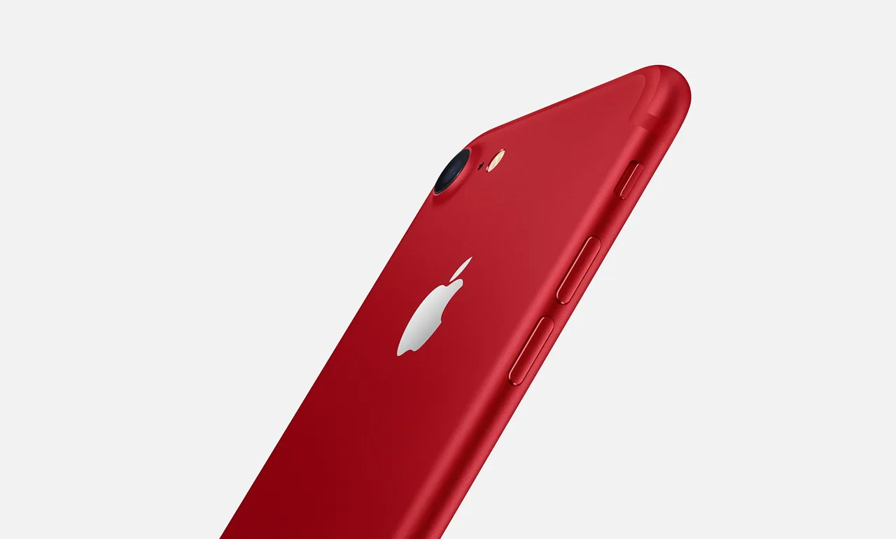 Apple gây bất ngờ với iPhone 7/7Plus màu đỏ và iPad 9.7 inch giá từ 329 USD