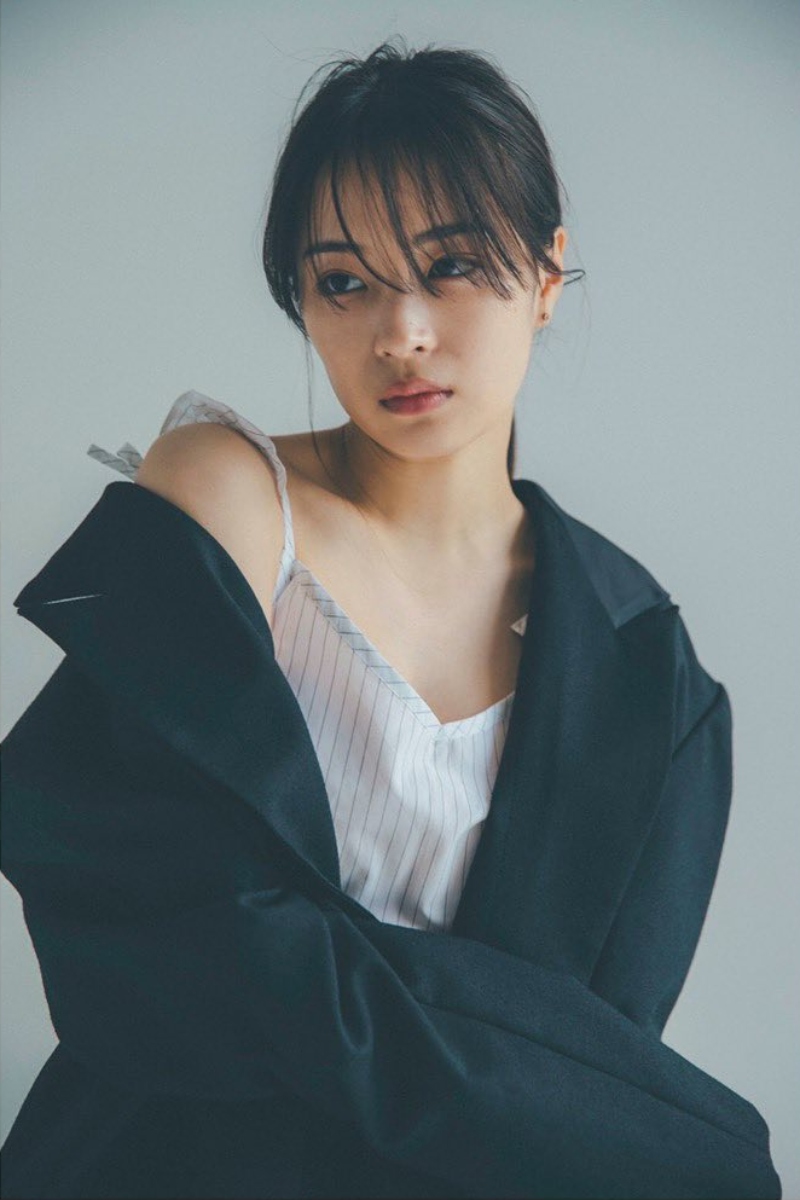 hirose suzu 1 - elle man