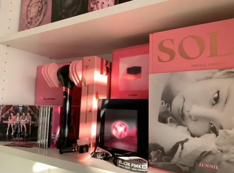 giai tri han quoc merch blackpink - elle man