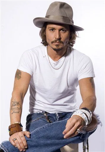 5 nam thần khiến các "soái ca" phải ngả mũ - Johnny Depp