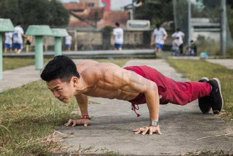 chau viet son - elle man 6