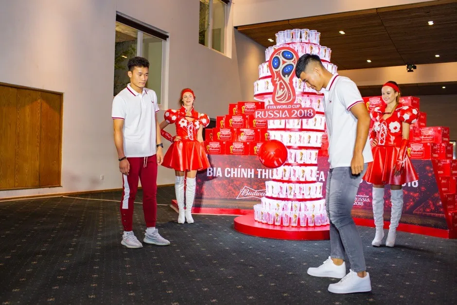 budweiser - elle man 11