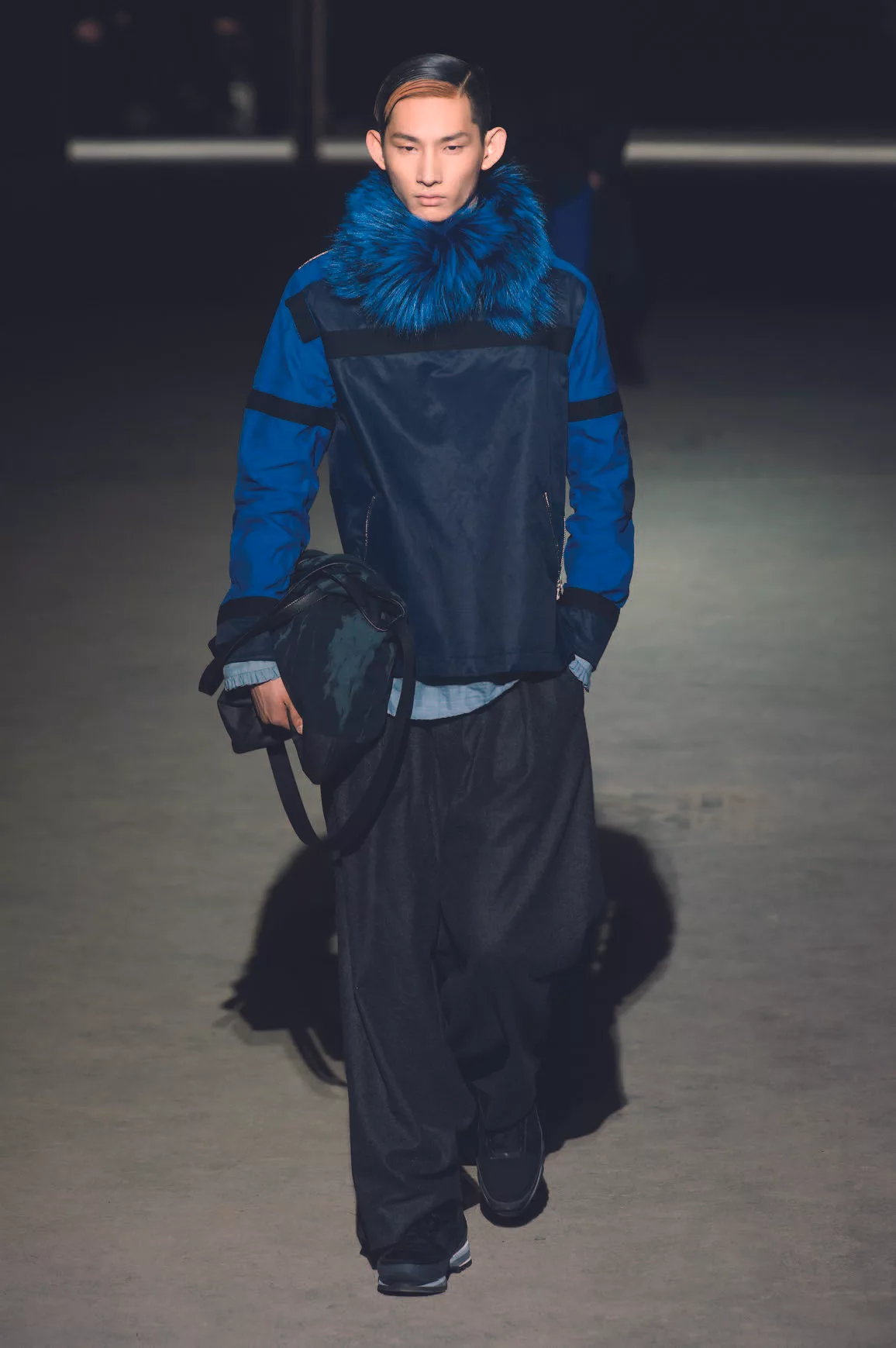 áo lông thú Dries Van Noten