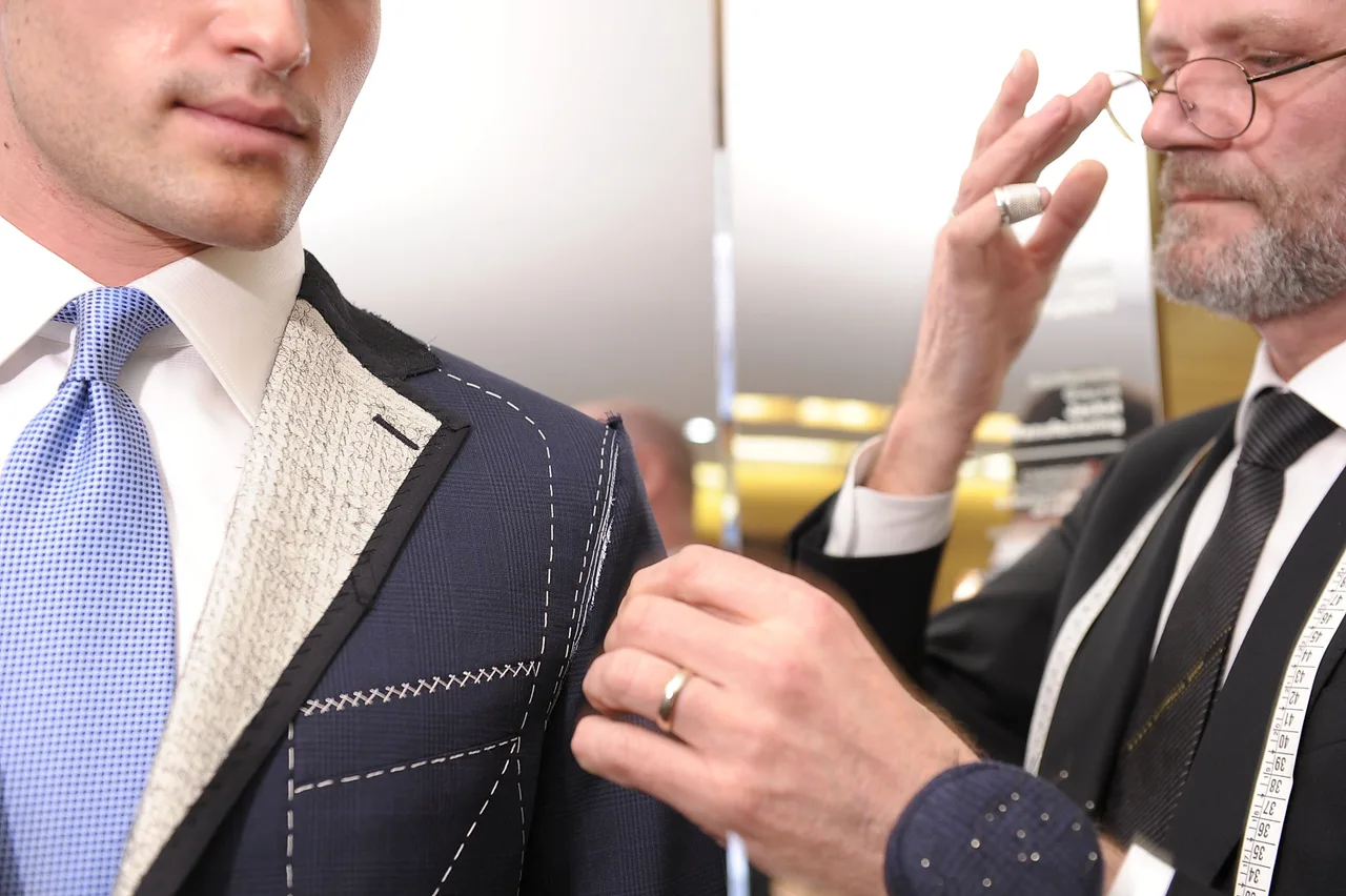 Đặc biệt điều này rất quan trọng với những bộ suit. Đặc biệt điều này rất quan trọng với những bộ suit.