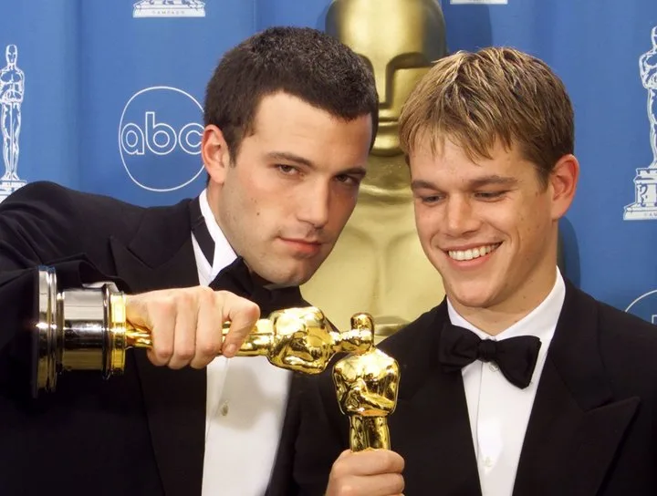 Tình bạn bromance duy trì từ những ngày khởi đầu sự nghiệp của cặp đôi này khiến mọi người đều ghen tị và ngưỡng mộ. (Ảnh: Hufflington post)