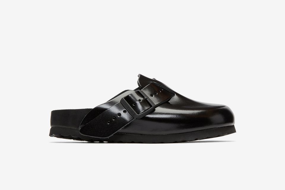 Slip On.