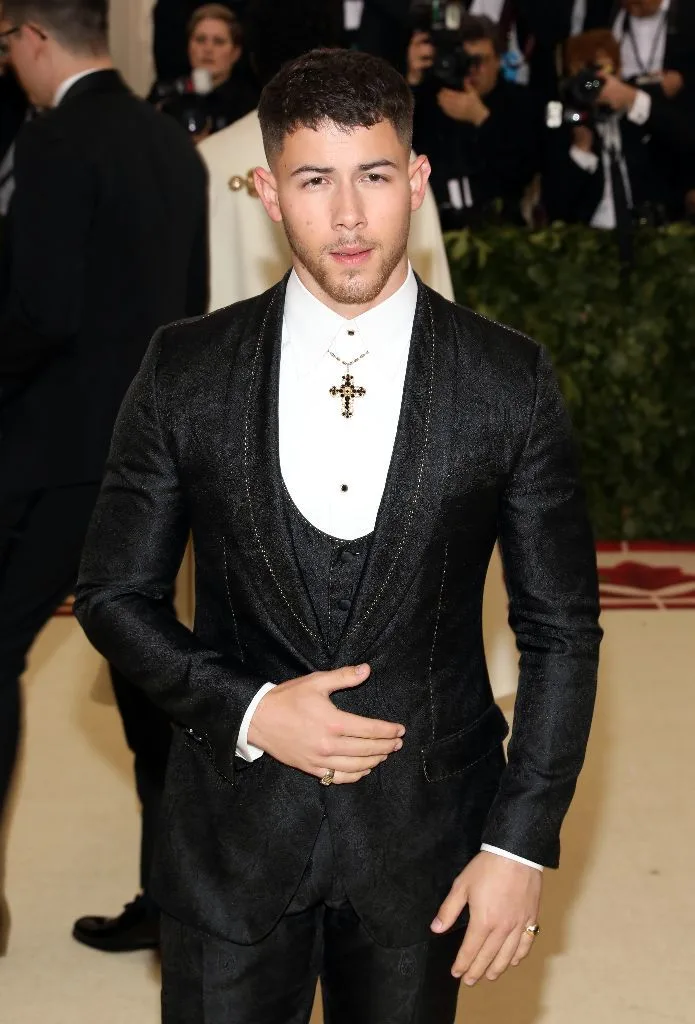 thoi trang nam met gala 2018 12