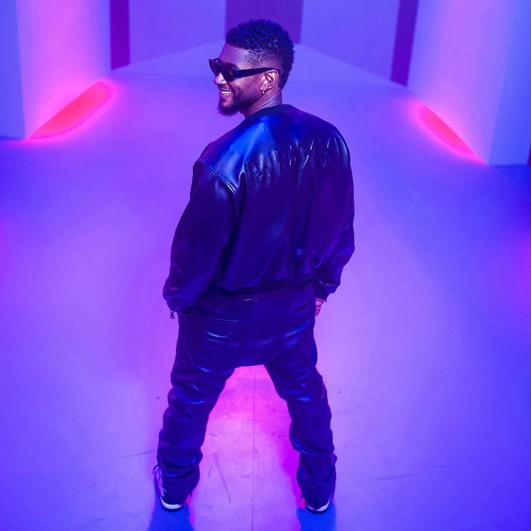 outfit của usher