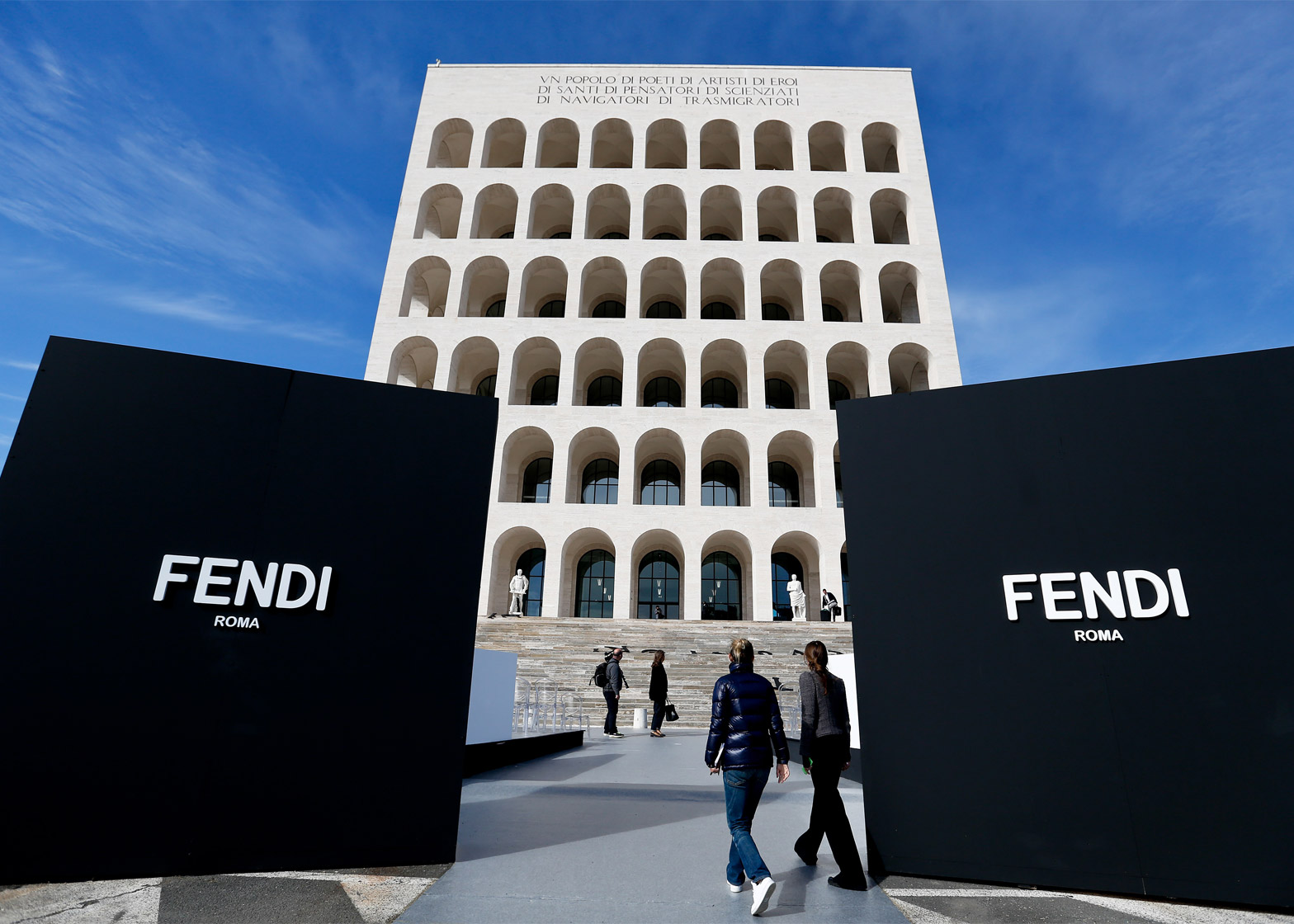 trụ sở chinh Palazzo della Civiltà Italiana của Fendi