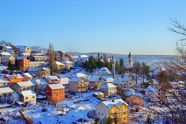 Du lịch Croatia vào mùa đông sẽ chứng kiến được phong cảnh thơ mộng như những tuyệt phẩm hội họa. Ảnh: Eurotour trip