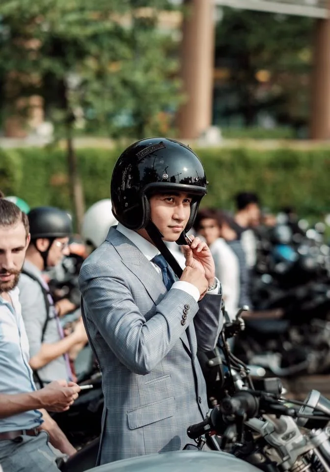 distinguished gentleman's ride - elle man 35