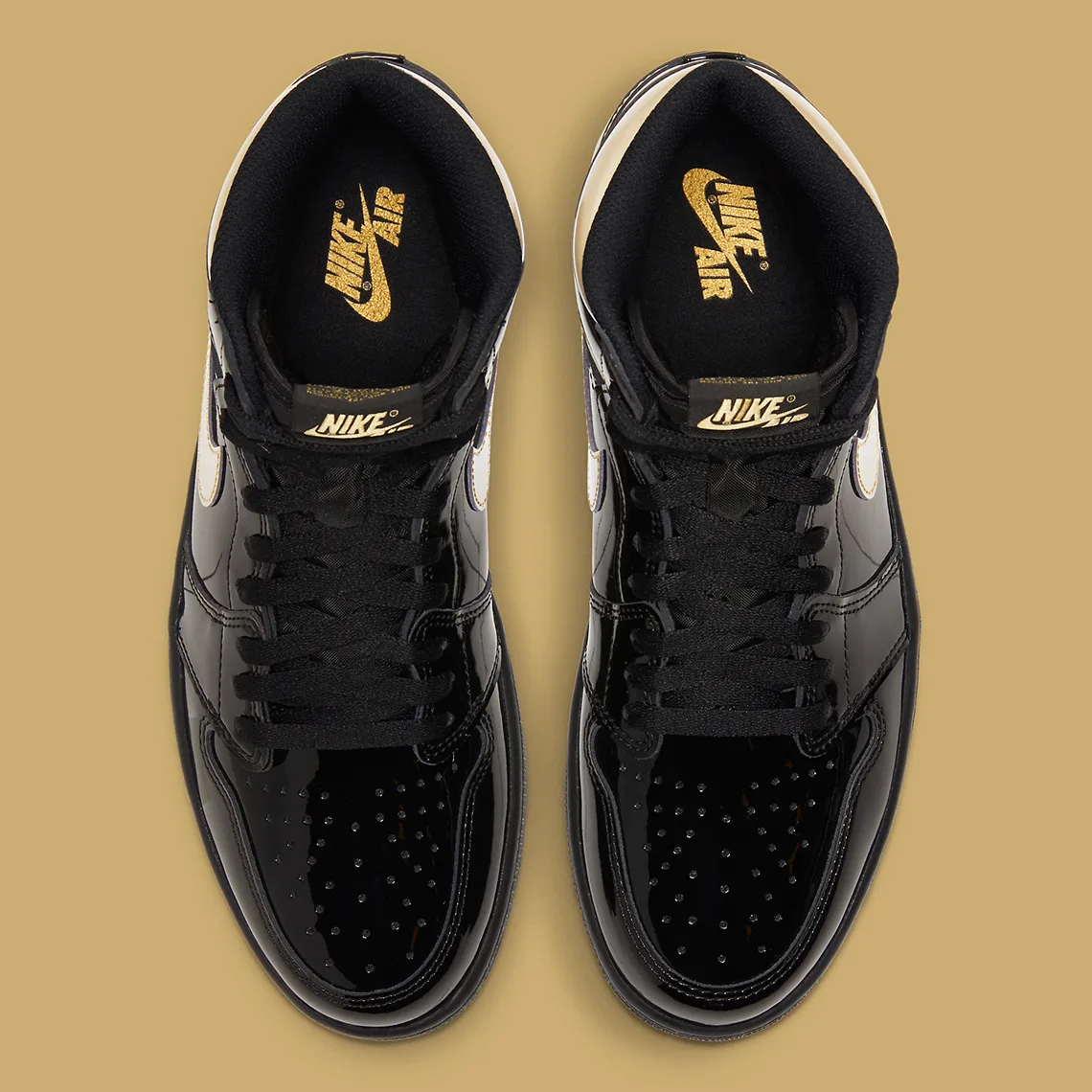 giày thể thao Air Jordan 1 black gold