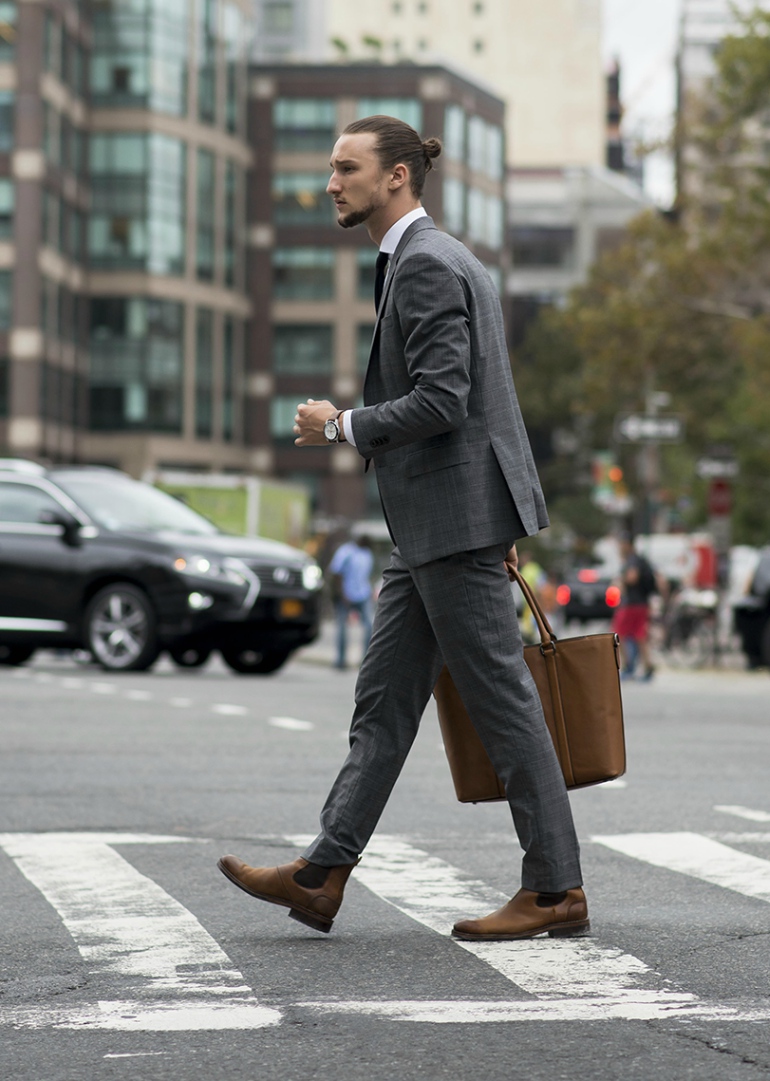 giay chelsea boots- elle man 7