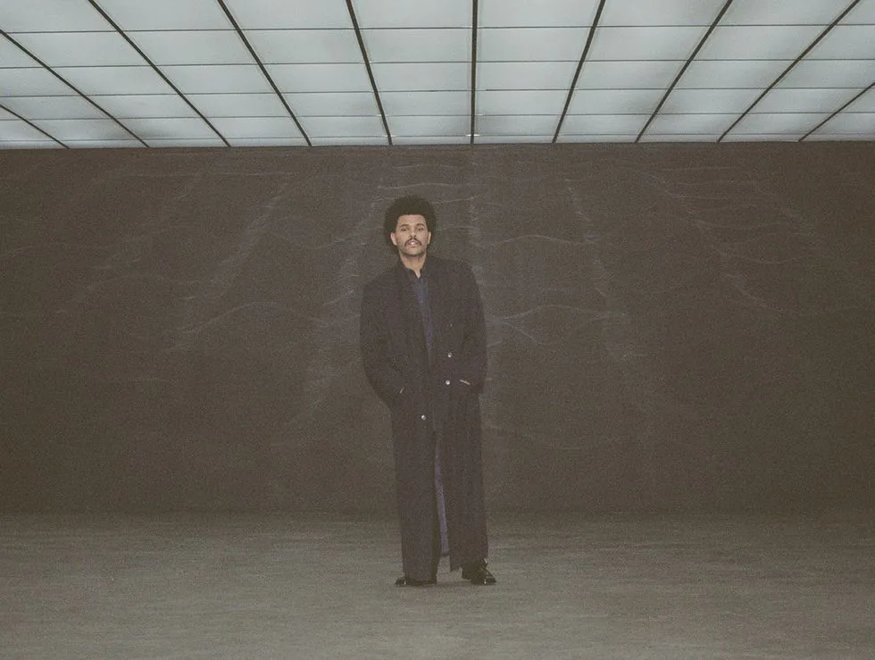 1-xu-huong-thoi-trang-elleman-0220-balenciaga