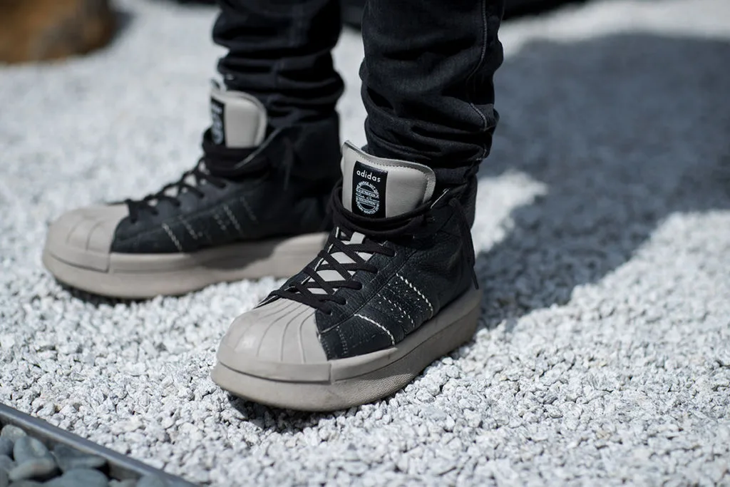 Top những đôi sneaker đáng chú ý nhất tại Tokyo Fashion Week 2017