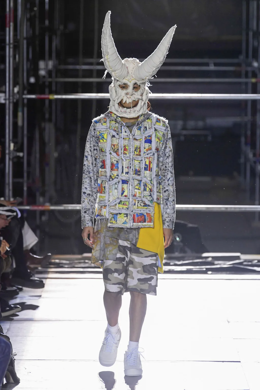 Comme des Garcons là một thương hiệu tiêu biểu trong việc tạo nên sự mới lạ trong làng thời trang đương đại. Ảnh: WWD
