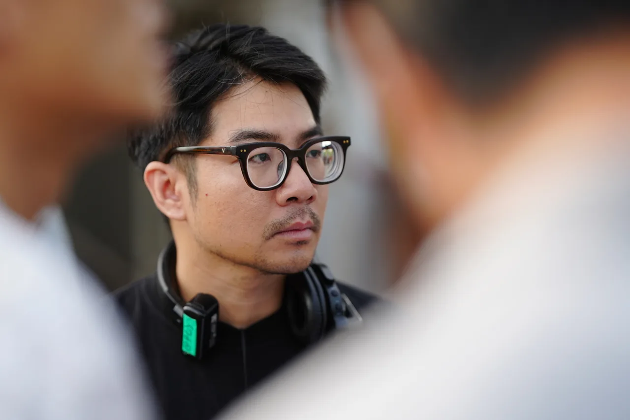 phan bá hỷ ma xó