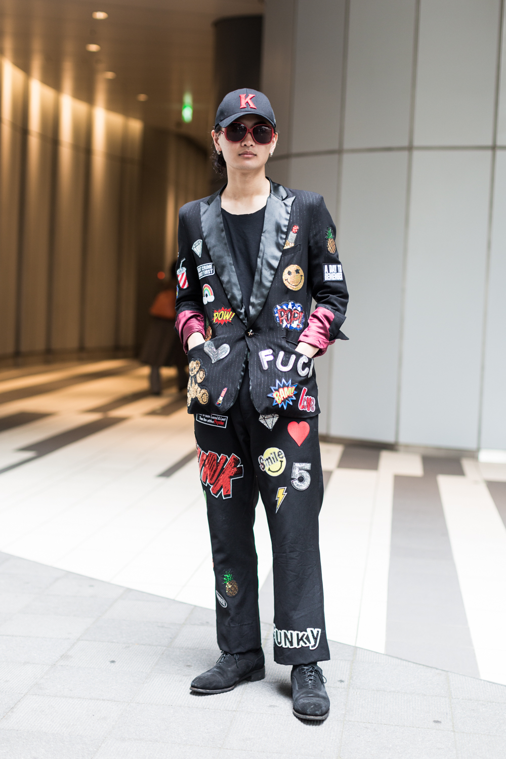 Phong cách đường phố quái tính tại Tuần lễ thời trang Tokyo Thu-Đông 2018 (19)