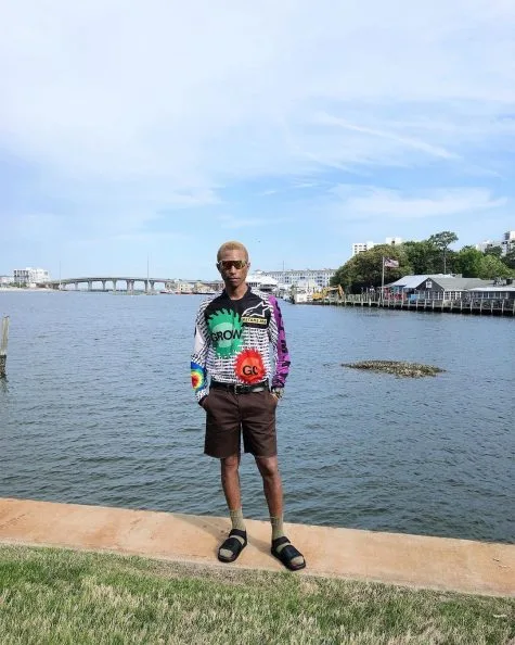 Pharrell Williams trở lại top sao nam mặc đẹp với phong cách thoải mái, trẻ trung. Ảnh: Instagram @pharrell