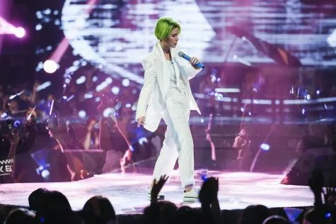ELLE Style Awards ELLE Man Vũ Cát Tường tóc màu xanh lá neon