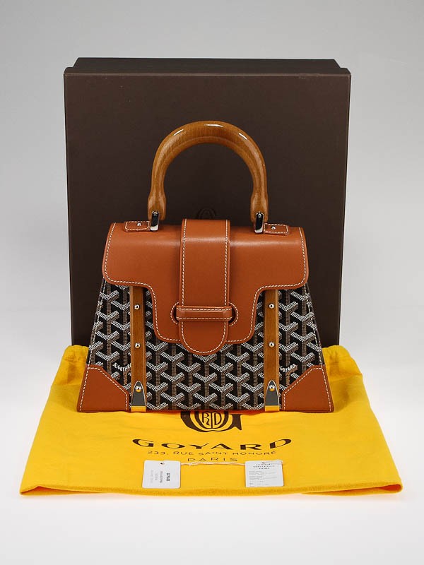 chiếc tui mang tên saigon của logo thương hiệu goyard
