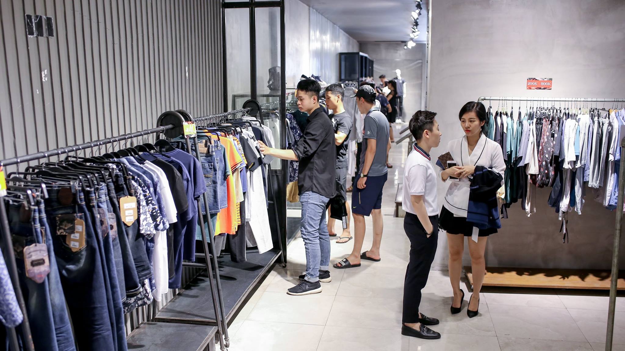 31 Boutique là concept store thời trang thượng trực thuộc công ty LFT Việt Nam