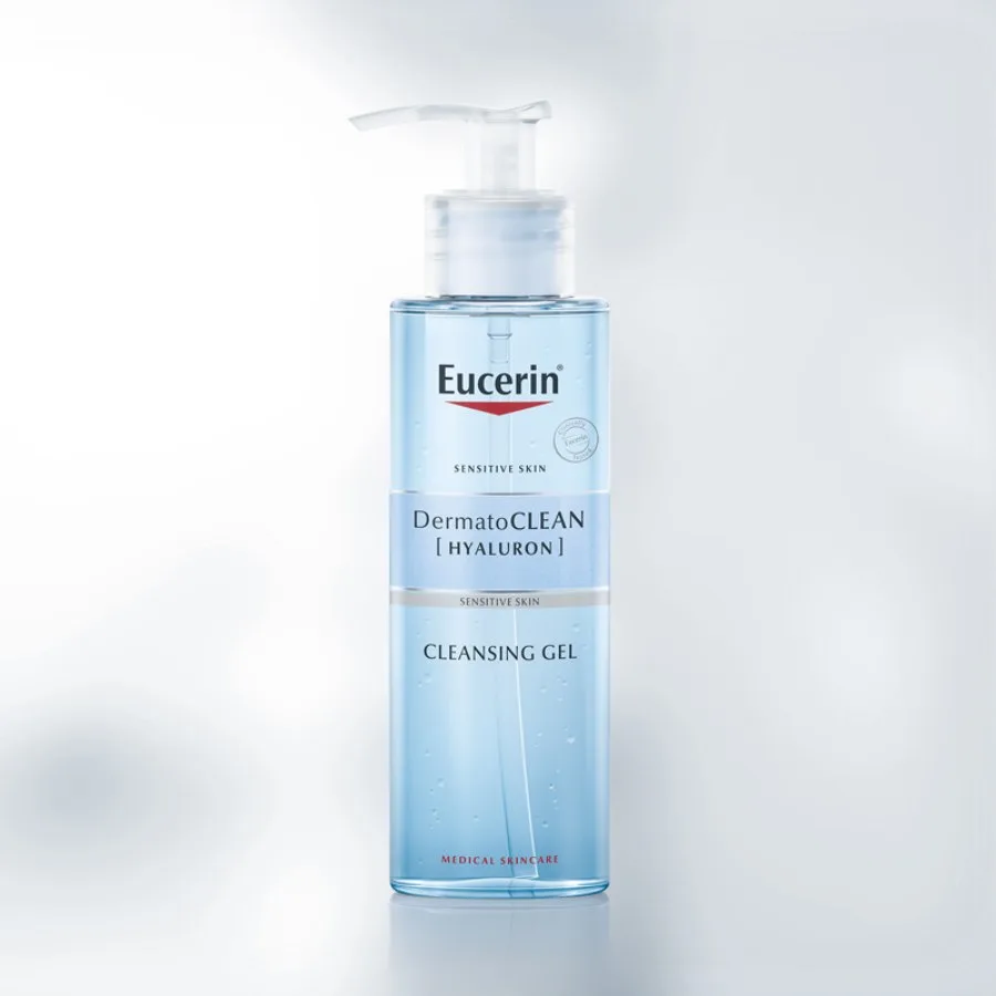 Eucerin Dermato Clean Refreshing Cleansing Gel