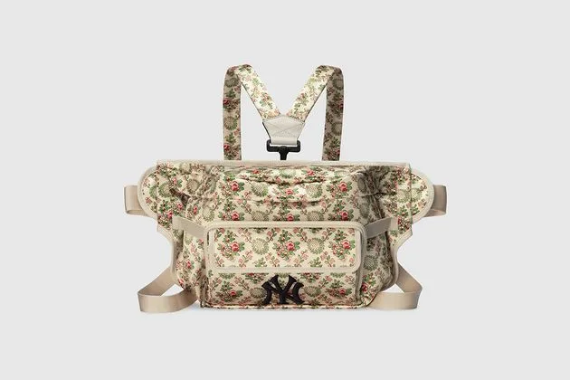 Họa tiết liberty pattern được giám đốc sáng tạo Alessandro Michele khôi phục trong 3 năm gần đây. Ảnh: Gucci