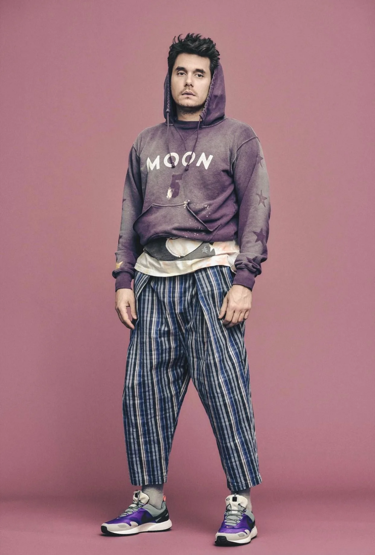 trang-phuc-oversized-ellemanstylecalendar-0821-john-mayer.jpg
