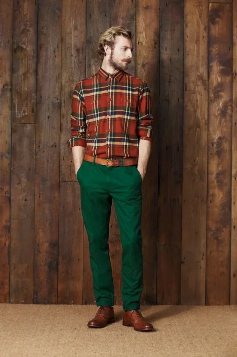 Sơ mi button-down và quần chinos