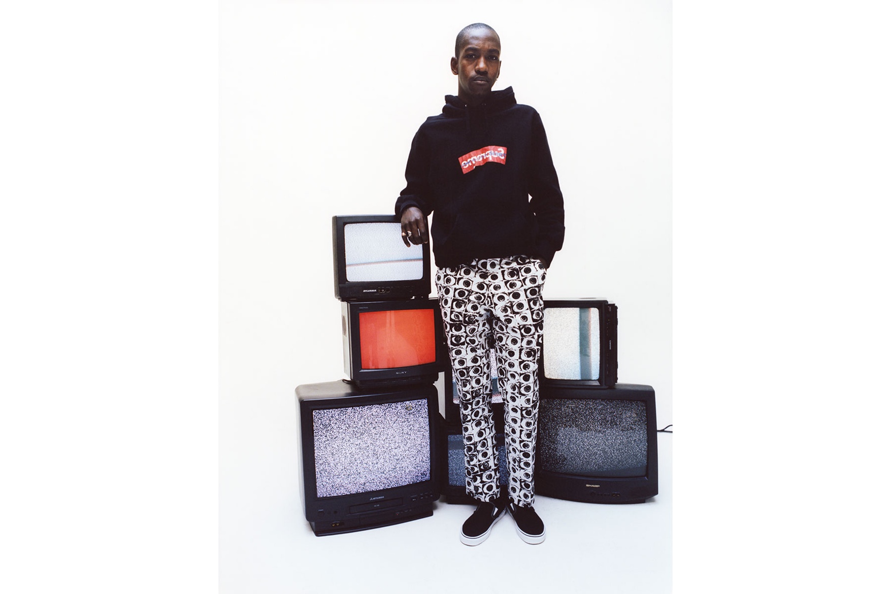 Supreme x COMME des GARÇONS - elleman