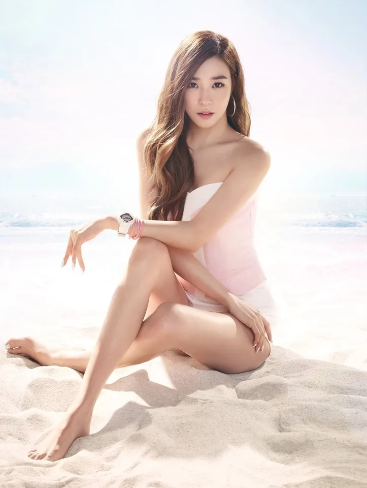 phu nu quyen ru - elle 77