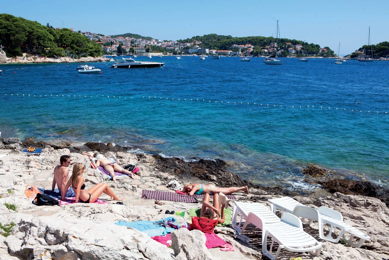 các địa điểm du lịch biển ở Croatia các địa điểm du lịch biển ở Croatia