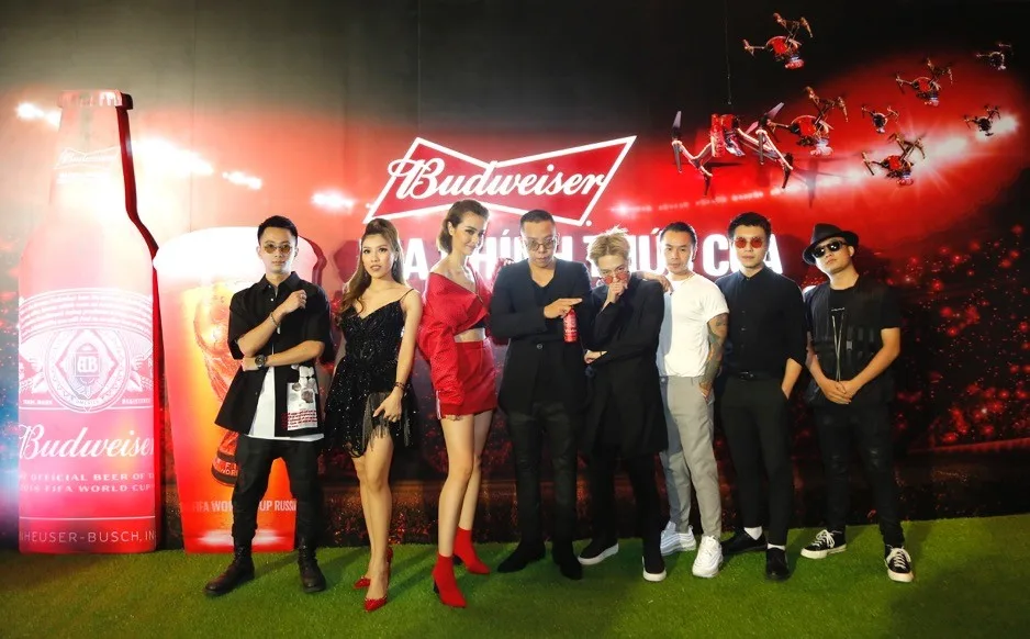 budweiser - elle man 17