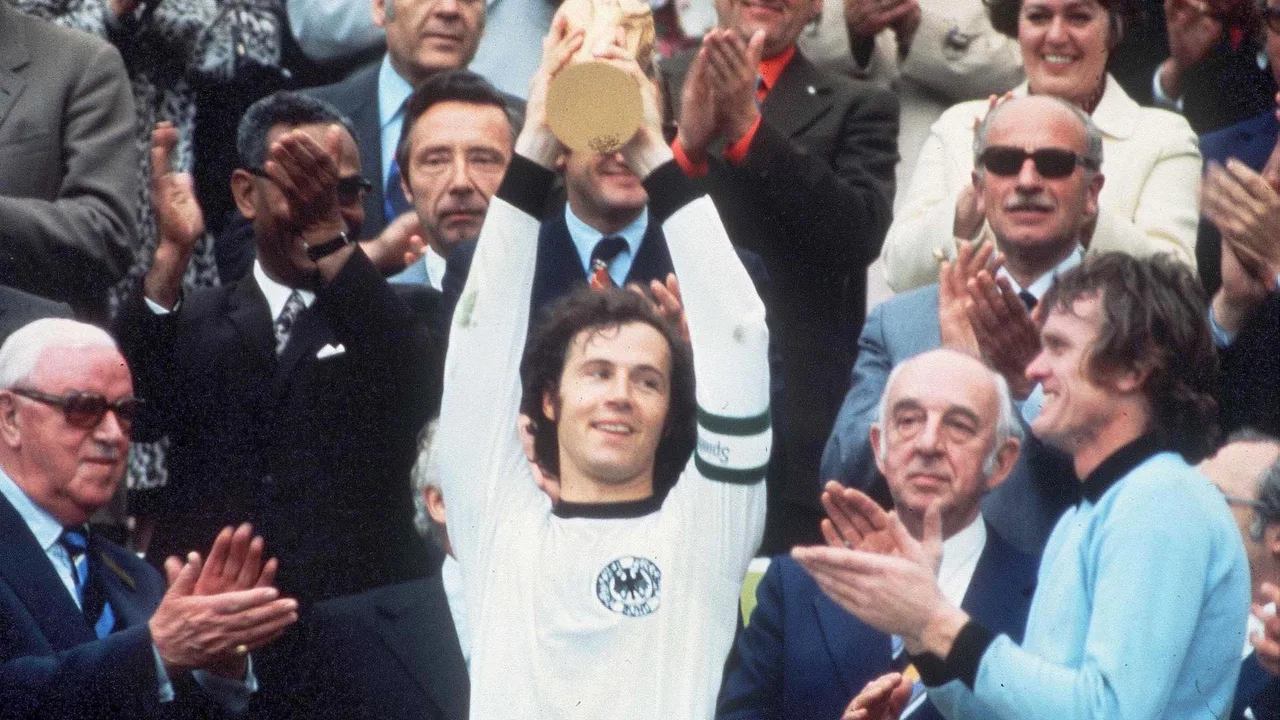 Franz Beckenbauer - ELLE Man -12